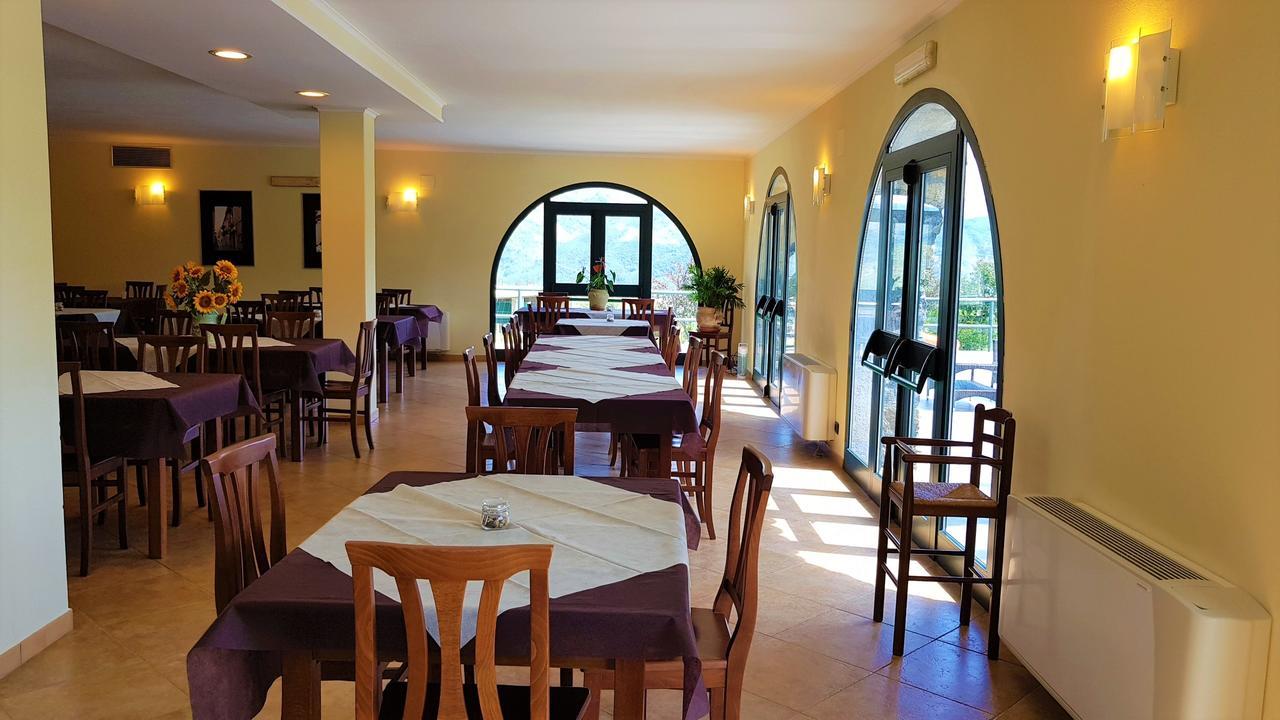 Bel Tempio Pensionat San Giovanni a Piro Eksteriør billede